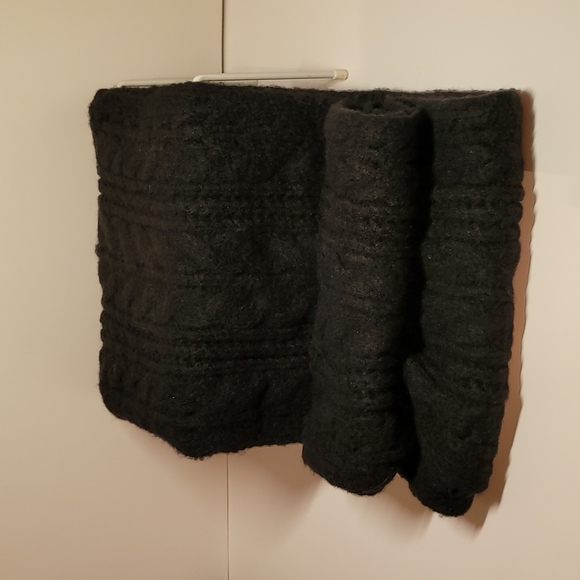 Sanoma black loop scarf NWT Super Cozy Scarf Cold Weather - Picture 11 of 11
